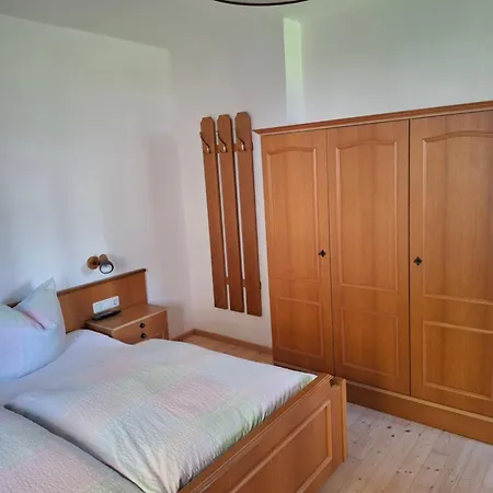 Griselda Apartment *